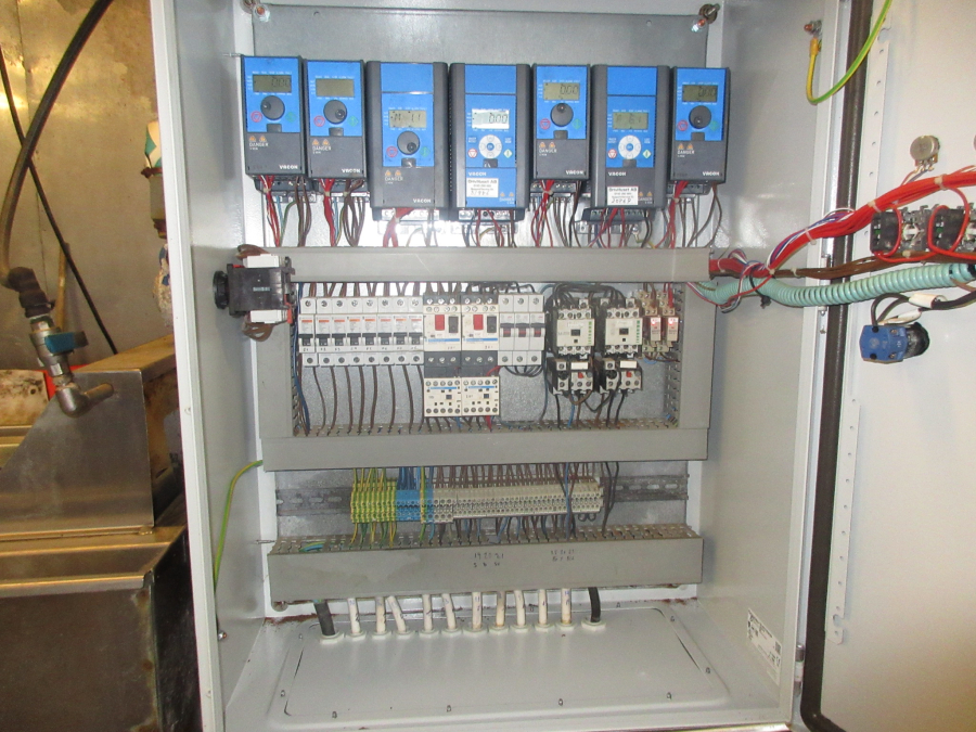5705 Ekomatic peeling line for potato