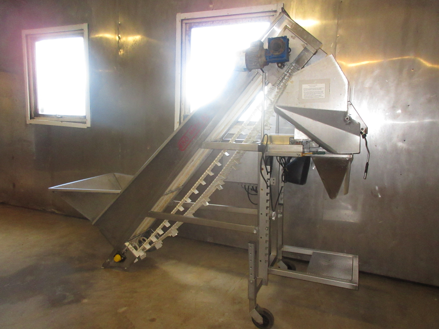 5705 Ekomatic peeling line for potato