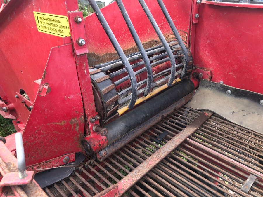 5712 Juko Midi potato harvester