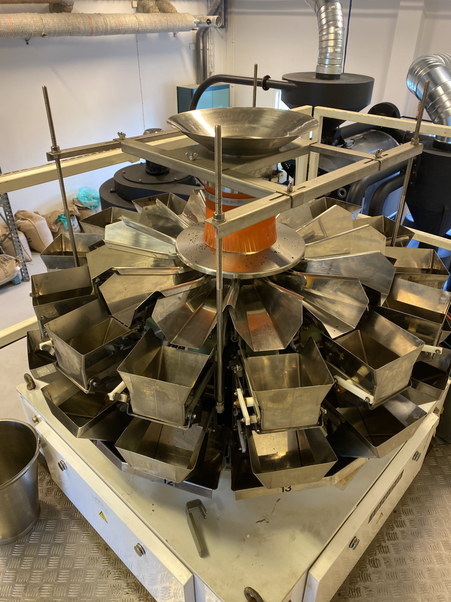 5741 Ishida Wiege with Pentavac verpackungsmaschine