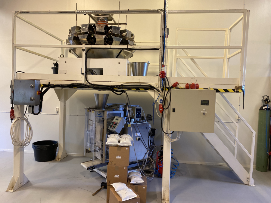 5741 Ishida Wiege with Pentavac verpackungsmaschine