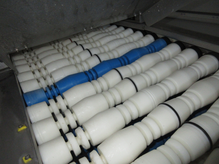 5747 Sormac DMA-60 potato halving machine