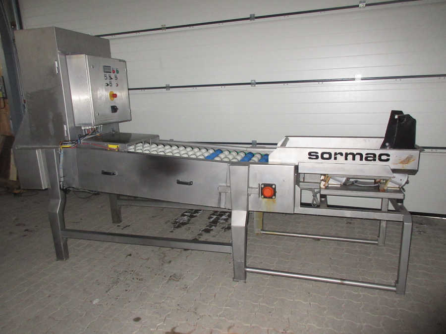 5747 Sormac DMA-60 potato halving machine