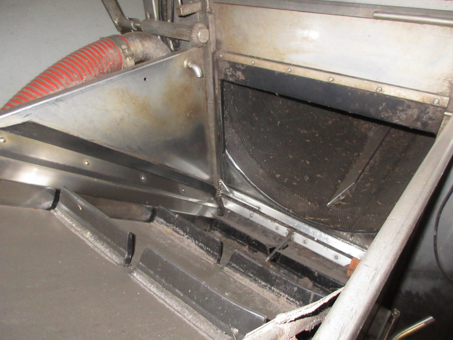 5748 EKKO washing line with polisher