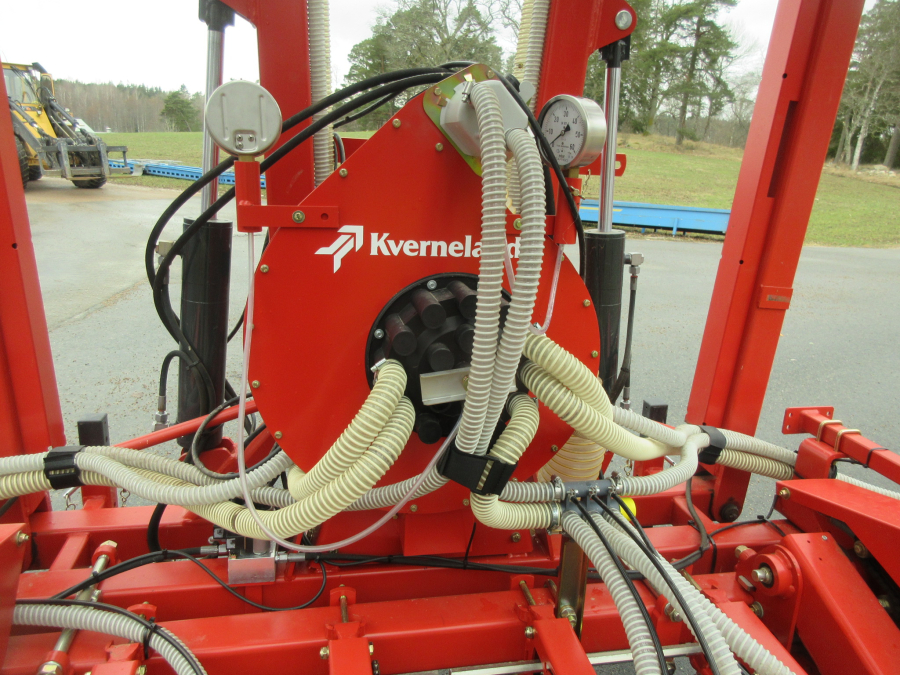 5756 Kverneland Miniair Nova Einzelkornsämaschine