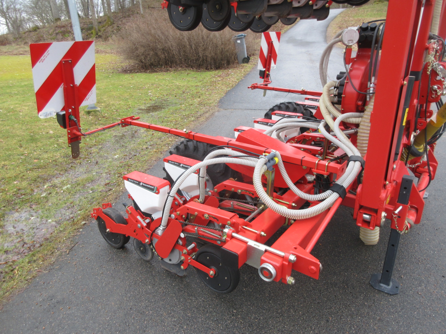5756 Kverneland Miniair Nova Einzelkornsämaschine