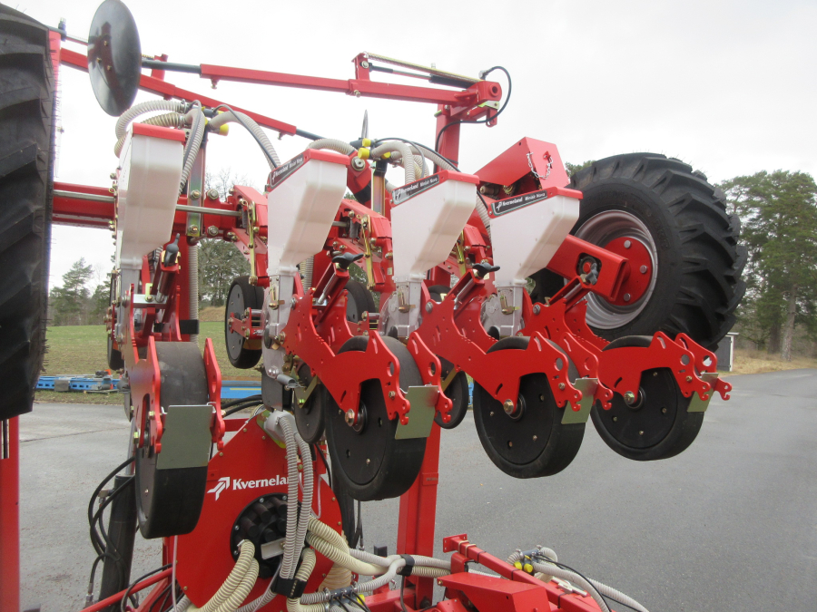 5756 Kverneland Miniair Nova Einzelkornsämaschine