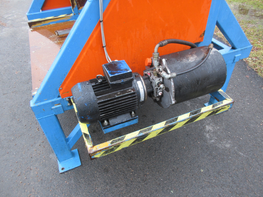 5769 EMVE Kistenkipper hydraulisch
