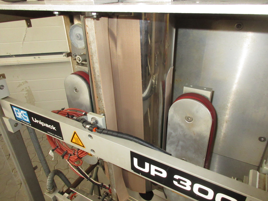 5793 GKS Unipack vertical bagger VFFS