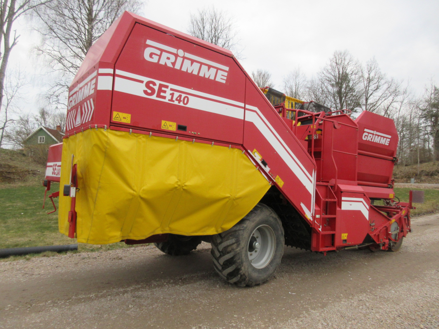 5798 Grimme SE140 potato harvester