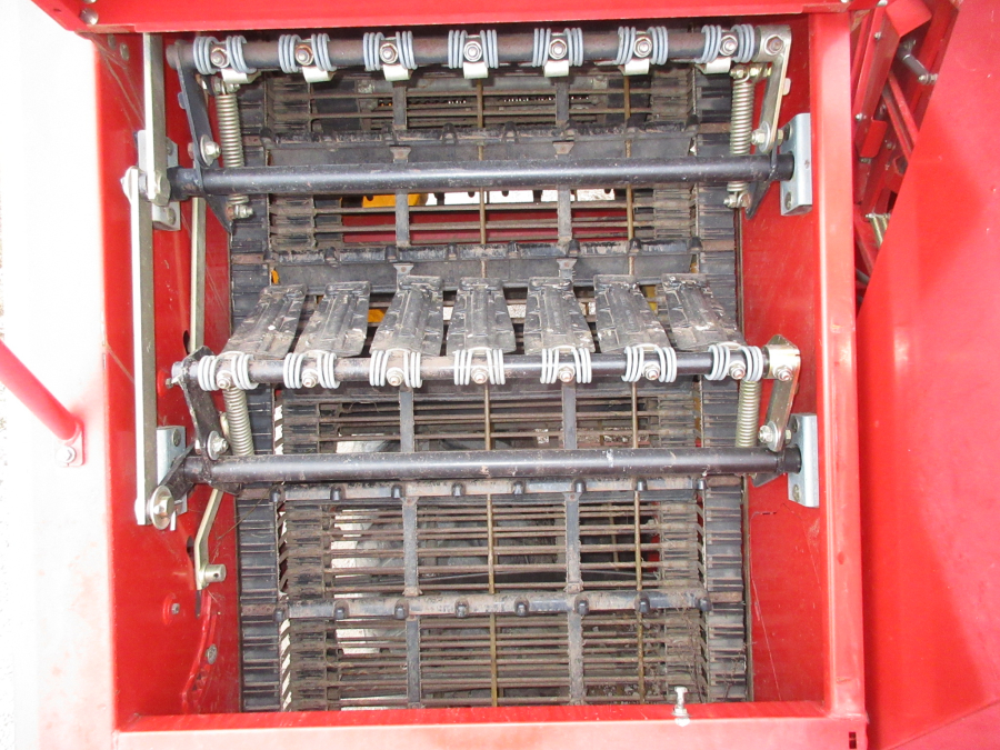 5798 Grimme SE140 potato harvester