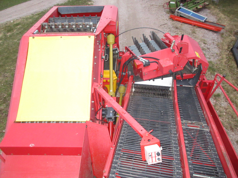 5798 Grimme SE140 potato harvester