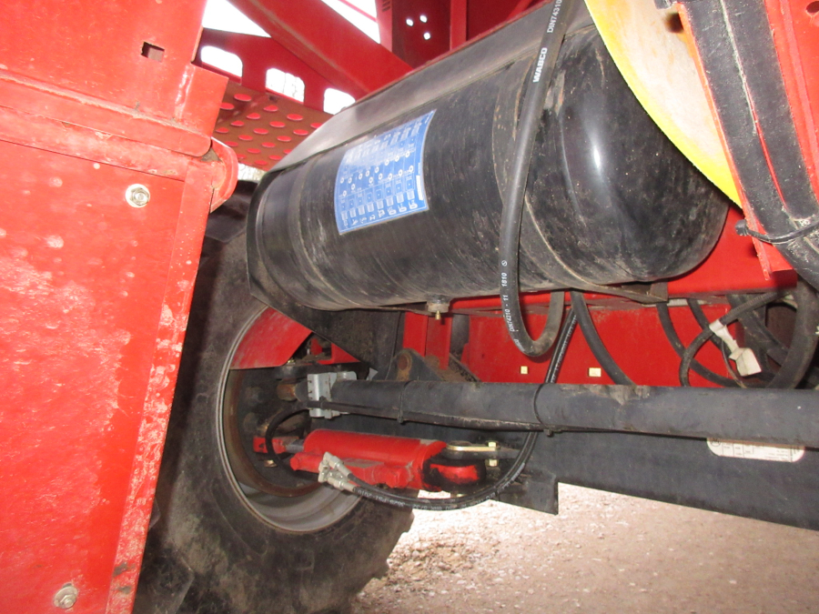 5798 Grimme SE140 potato harvester