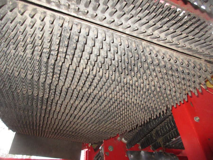 5798 Grimme SE140 potato harvester