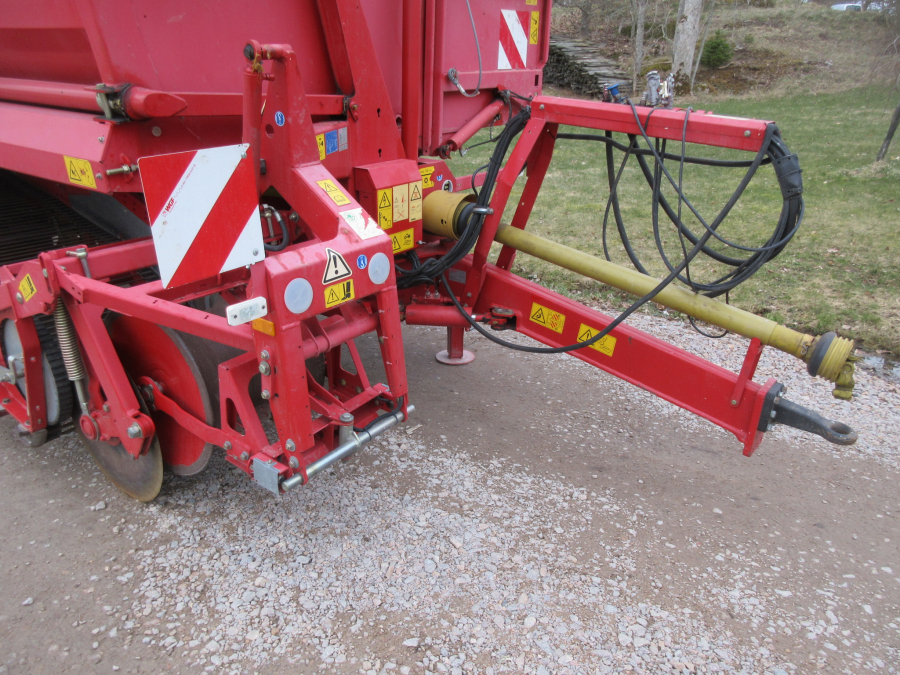5798 Grimme SE140 potato harvester