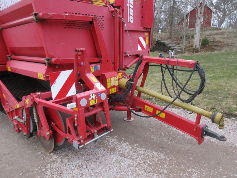 5798 Grimme SE140 potato harvester