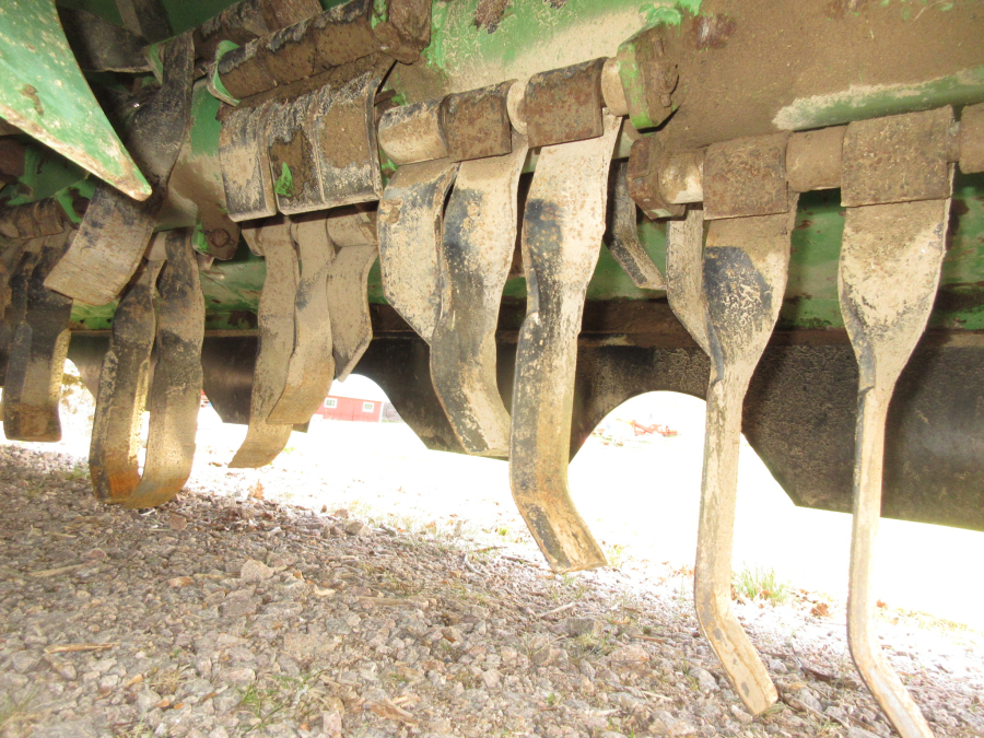 5801 Baselier haulmtopper 4 row