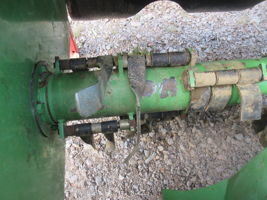 5801 Baselier haulmtopper 4 row