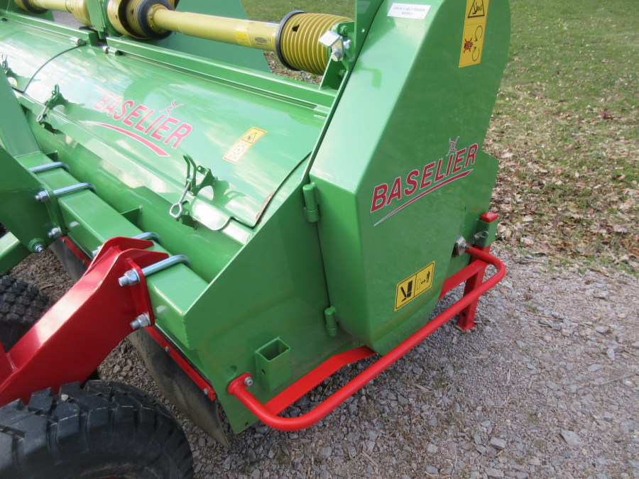 5801 Baselier haulmtopper 4 row