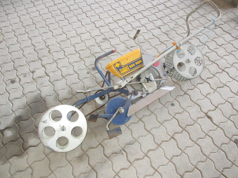 5812 Nibex 500 Mini Sämaschine