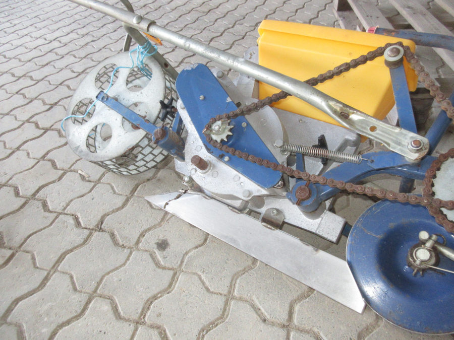 5812 Nibex 500 Mini Sämaschine