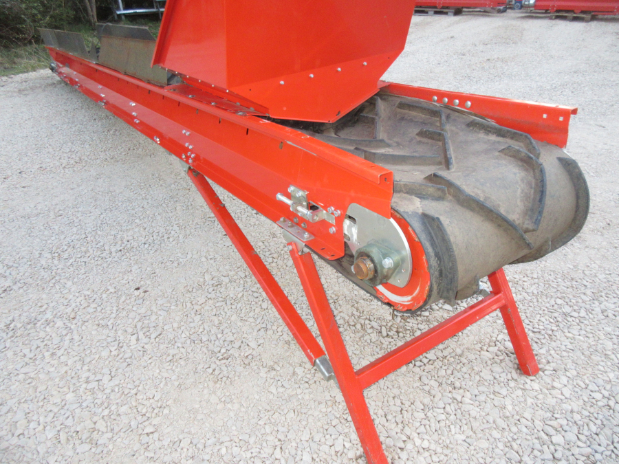 5832 EKKO elevator 6900x650 mm