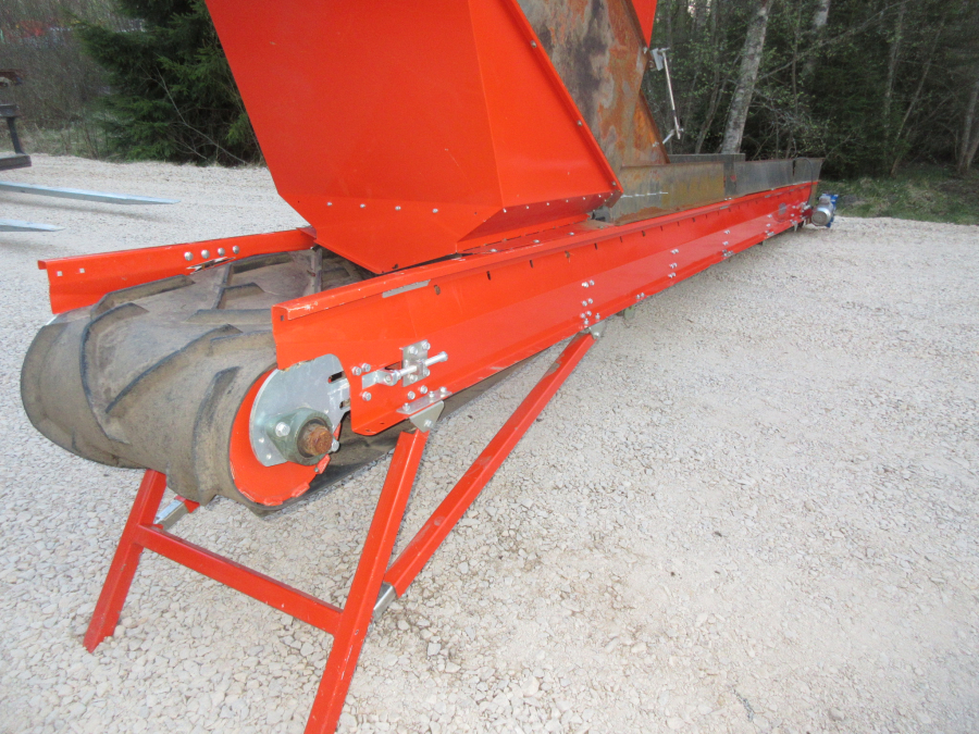5832 EKKO elevator 6900x650 mm