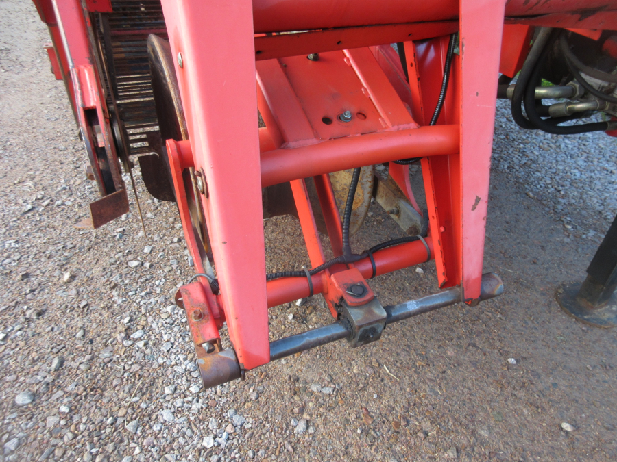 5852 Grimme 75-30 potato harvester