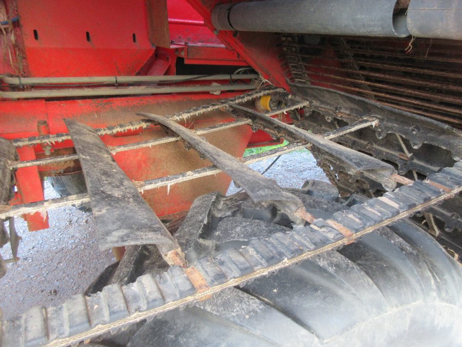 5852 Grimme 75-30 potato harvester