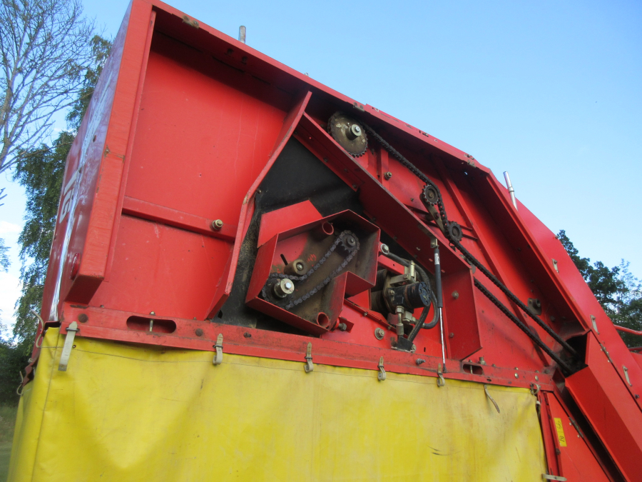 5852 Grimme 75-30 potato harvester