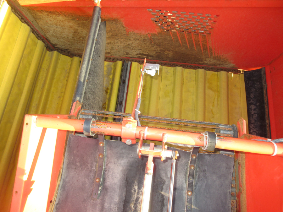 5852 Grimme 75-30 potato harvester