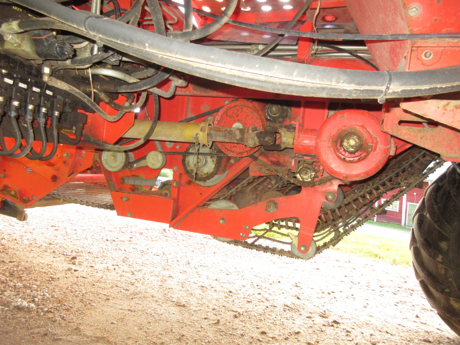 5852 Grimme 75-30 potato harvester