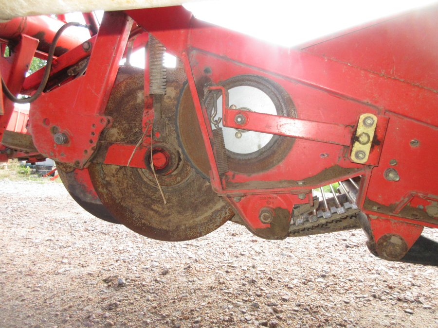 5852 Grimme 75-30 potato harvester