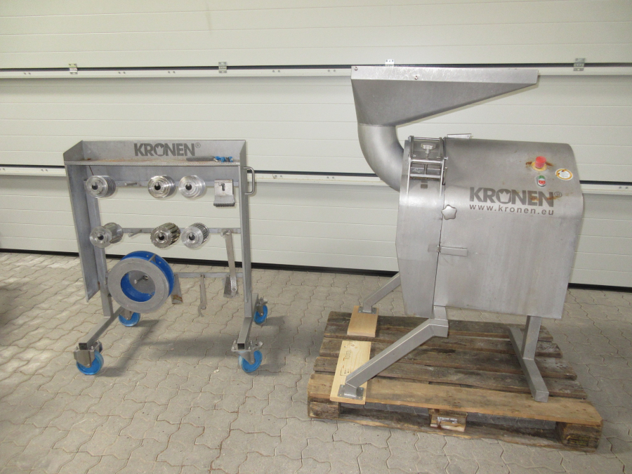 5856 Kronen KUJ cube, strip & slice cutting machine