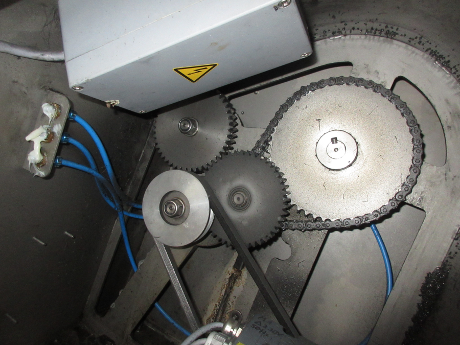 5856 Kronen KUJ cube, strip & slice cutting machine