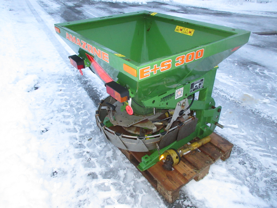 5866 Amazone E+S 300 Anbaustreuer Salz Sand