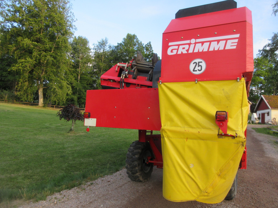5870 Grimme SE75-30 potato harvester