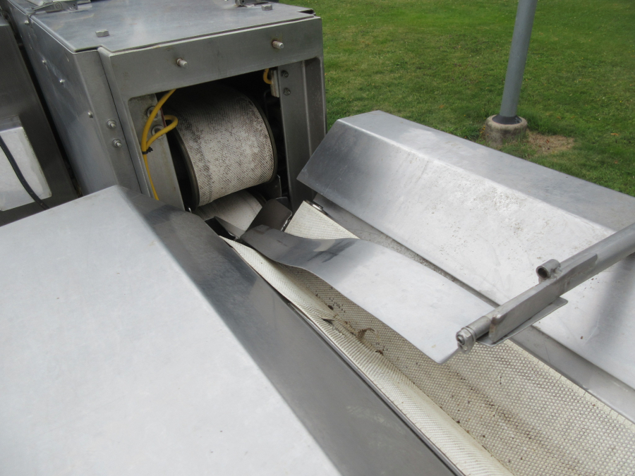 5872 Urschel VSC segment cutter
