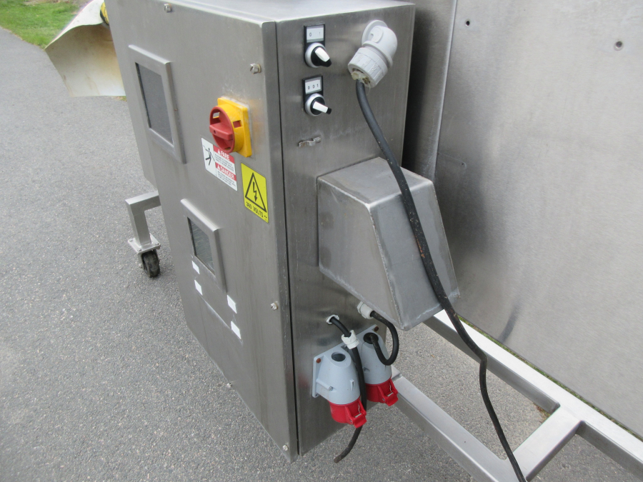 5872 Urschel VSC segment cutter