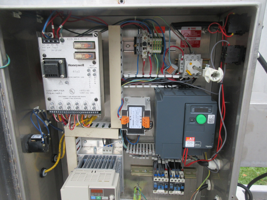 5872 Urschel VSC segment cutter