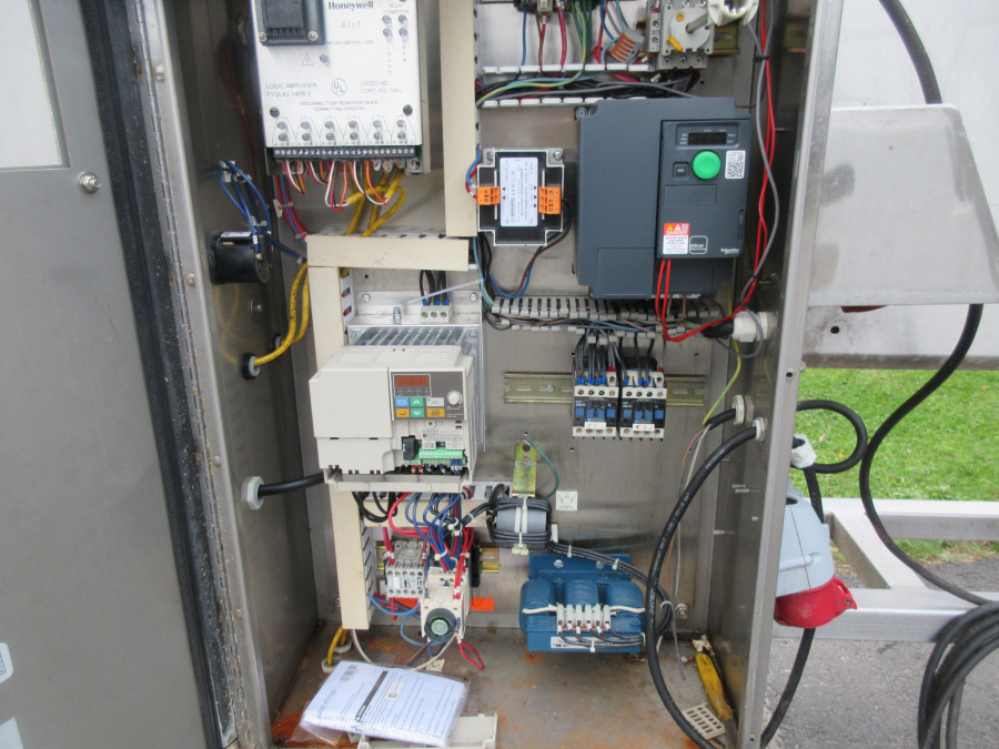 5872 Urschel VSC segment cutter