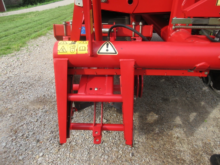 5879 Grimme SE75-20 potato harvester