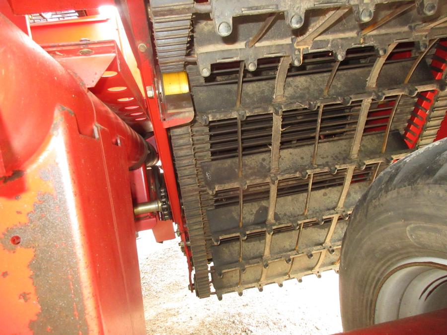 5879 Grimme SE75-20 potato harvester