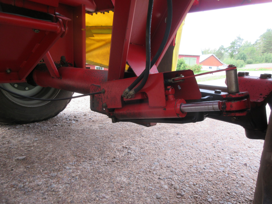 5879 Grimme SE75-20 potato harvester