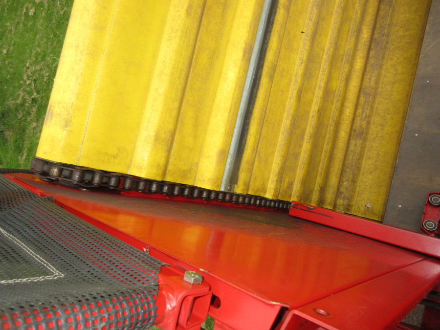 5879 Grimme SE75-20 potato harvester
