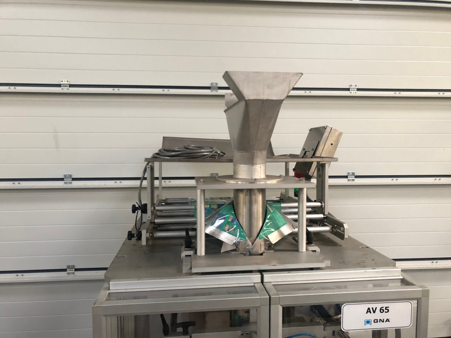 5881 GNA AV65 Vertikale Verpackungsmaschine