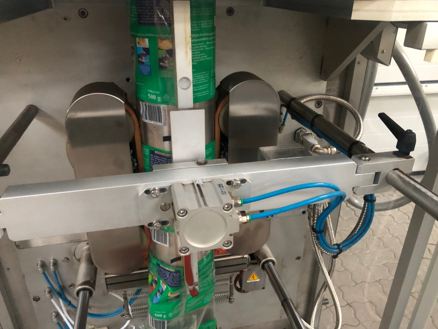 5881 GNA AV65 Vertikale Verpackungsmaschine