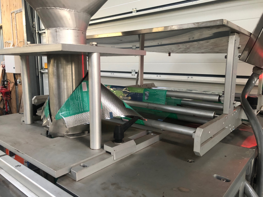 5881 GNA AV65 Vertikale Verpackungsmaschine