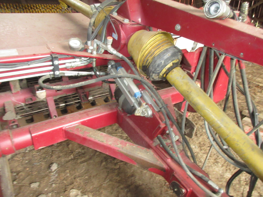 5893 Scanstone 4215 destoner