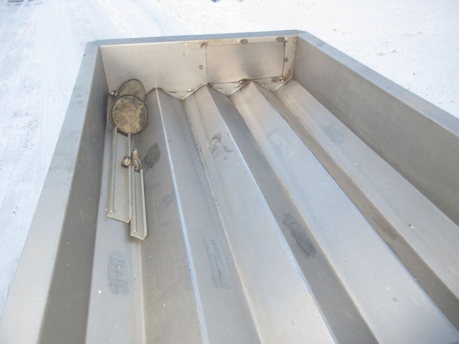 5904 Sormac DMA-60 potato halving machine